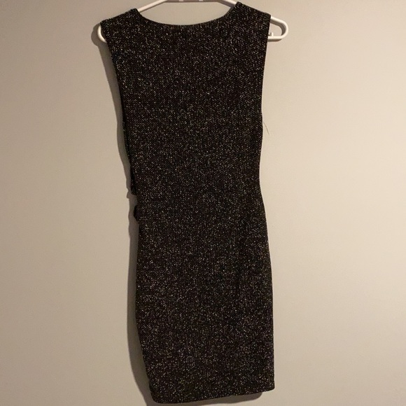 Black metallic-like dress - Picture 4 of 4